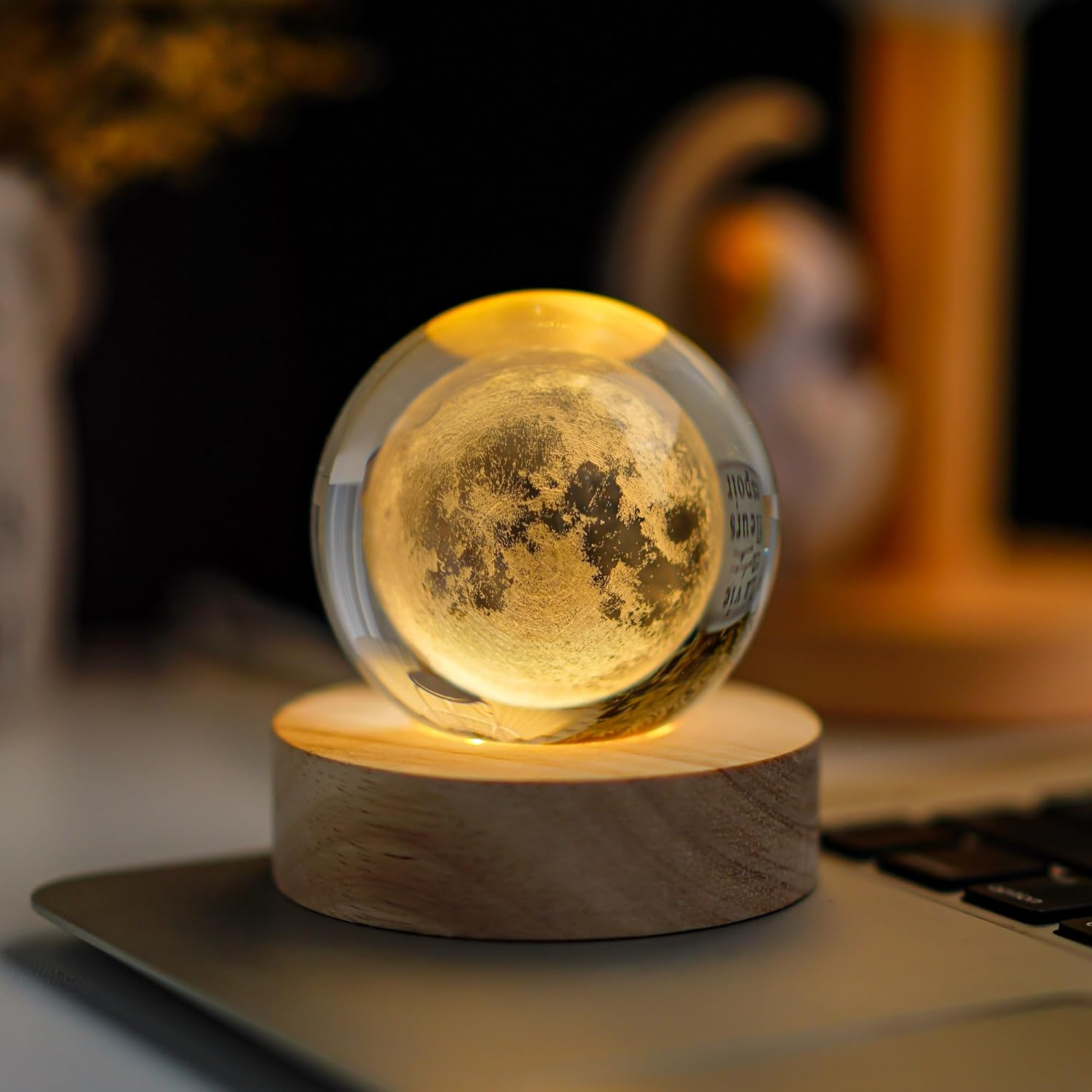 Bola de cristal de luna de 2.3 pulgadas 4